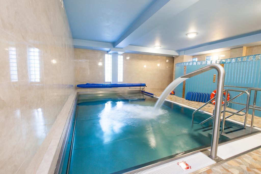 Sanatorium Zbyszko Hotel Busko-Zdrój Buitenkant foto